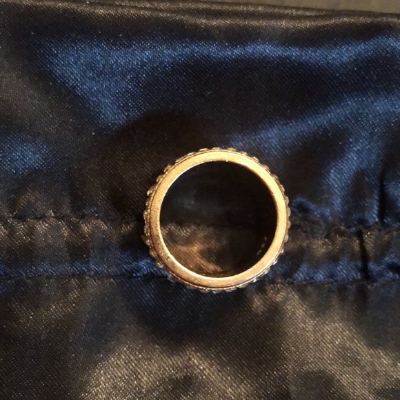 Beautiful simulated gold band ring with simulated diamonds.  Size 5.5 - Picture 4 of 4